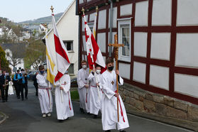 Feier der 1. Heiligen Kommunion in Sankt Crescentius (Foto: Karl-Franz Thiede)